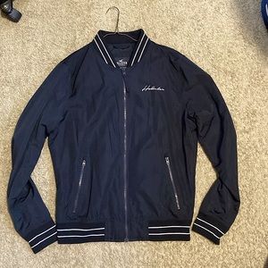 Black and white Hollister Jacket. A quick throw on for any occasion.